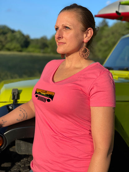 Jeep In The Smokies V-neck T-shirt